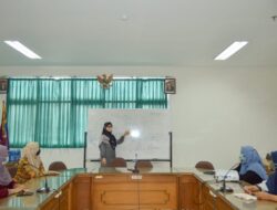 4 Guru SMK Ikuti Magang Industri Smart Training di STIE Bank BPD Jateng
