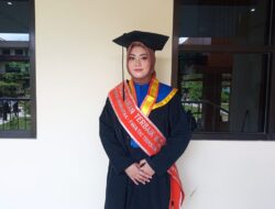 Reviana, Wisudawan Terbaik IPK 3,97, Sempat Kesulitan Kerjakan TA