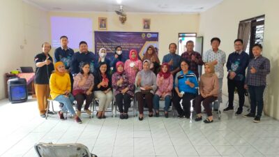 Tim PKM FE USM Beri Pelatihan Peningkatan Penjualan dan Promosi Berbasis Digital