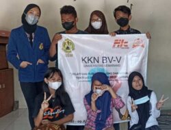 Mahasiswa KKN USM Sosialisasi Penggunaan Medsos dan Public Speaking