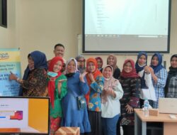 Tim PkM FTIK USM  Gelar Pelatihan Editing Video
