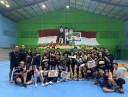 Tim Bola Basket USM Raih Piala DPRD Karanganyar