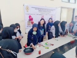 Dosen FTP USM Berikan Penyuluhan Pascapanen Buah Tomat