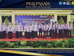 SMP Nasima Semarang Gelar Pelepasan Peserta Didik, Siswa Persembahkan Tari Gambyong dan Pidato 5 Bahasa