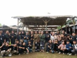 UKM Fokus USM Gelar Hunting Besar Fotografi di Desa Giyanti