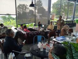 Prof Sudharto: Tumbuhkan Kebersamaan Antarkaryawan dan Rasa Memiliki USM