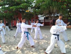 UKM Karate USM Gelar Latihan Alam