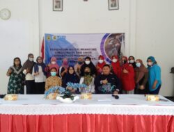 Tim PkM FE USM Beri Pelatihan Penjualan Berbasis Digital pada UMKM