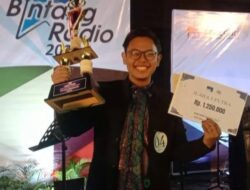 Firsto Joan, Mahasiswa Ilkom USM Juara 1 Lomba Menyanyi Bintang Radio dan Televisi