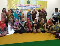 Dosen FE USM Berikan Pelatihan Membuat Sabun Deterjen Ramah Lingkungan
