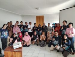 Dosen USM Beri Pelatihan bagi Anggota UMKM Gerai Kopimi Sebagai Upaya Promosi Melalui Youtube