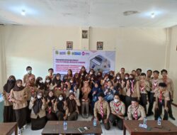 Psikoedukasi Tentang Kesiapan Memasuki Dunia Kerja Pada Siswa Siswi SMK Hidayah Semarang
