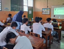 Pengenalan Dan Implementasi Pemprograman Software Matlab Di SMK Walisongo Semarang