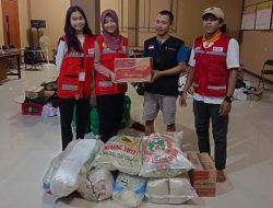 USM Distribusikan Bantuan Kepada Korban Banjir Bonang Demak