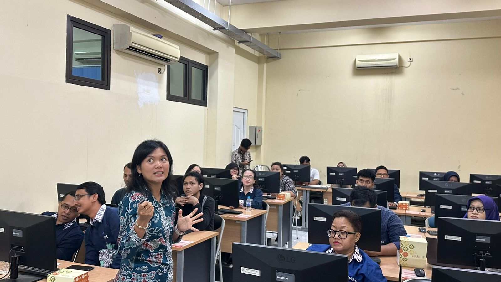 WhatsApp Image 2025-11-30 at 13.41.15