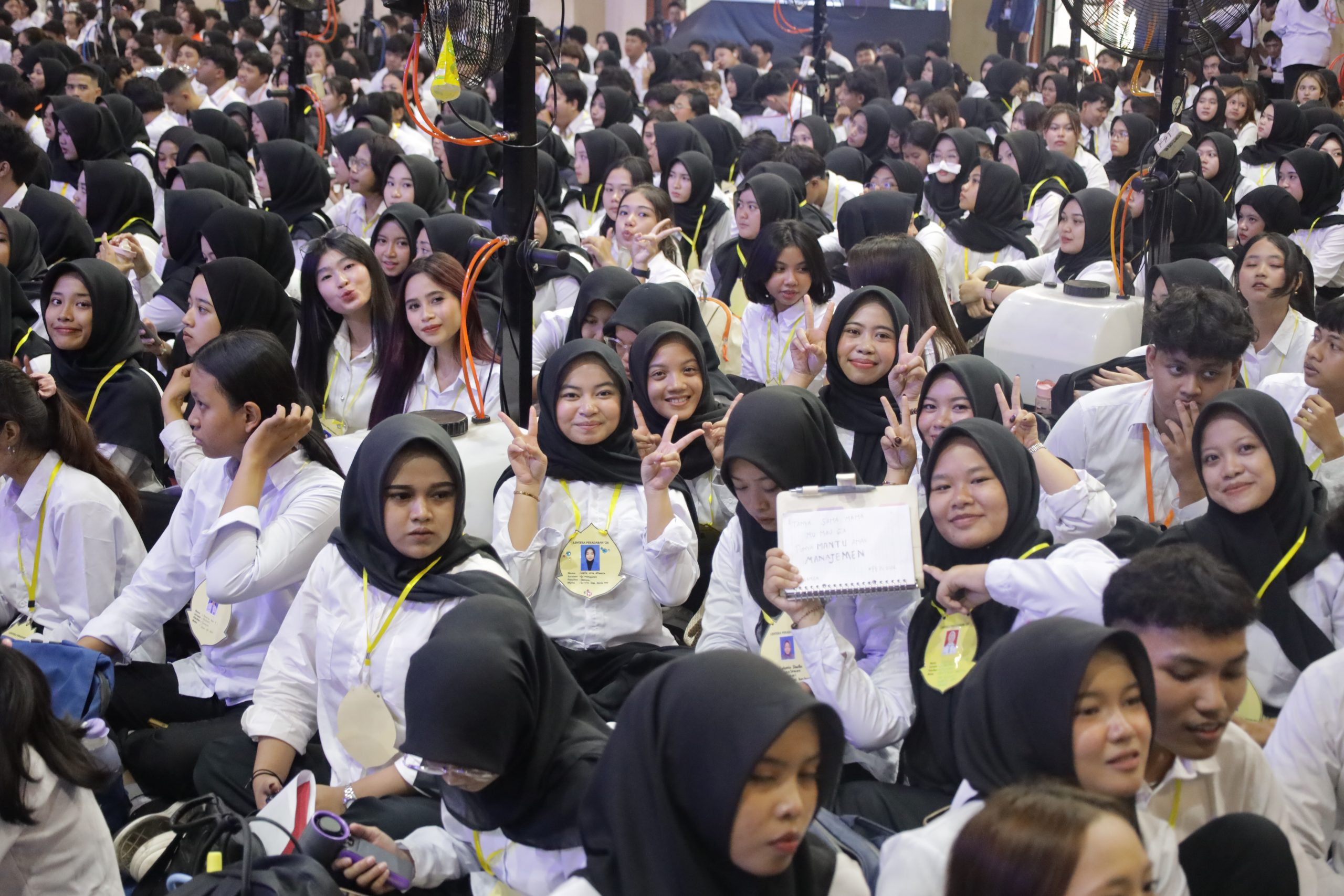 USM19703